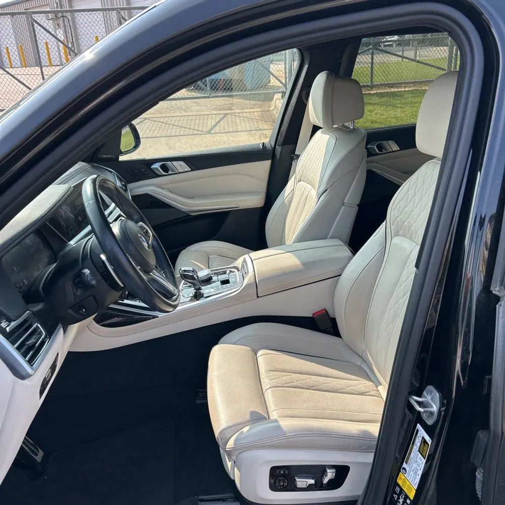 2021 BMW X7 M50i