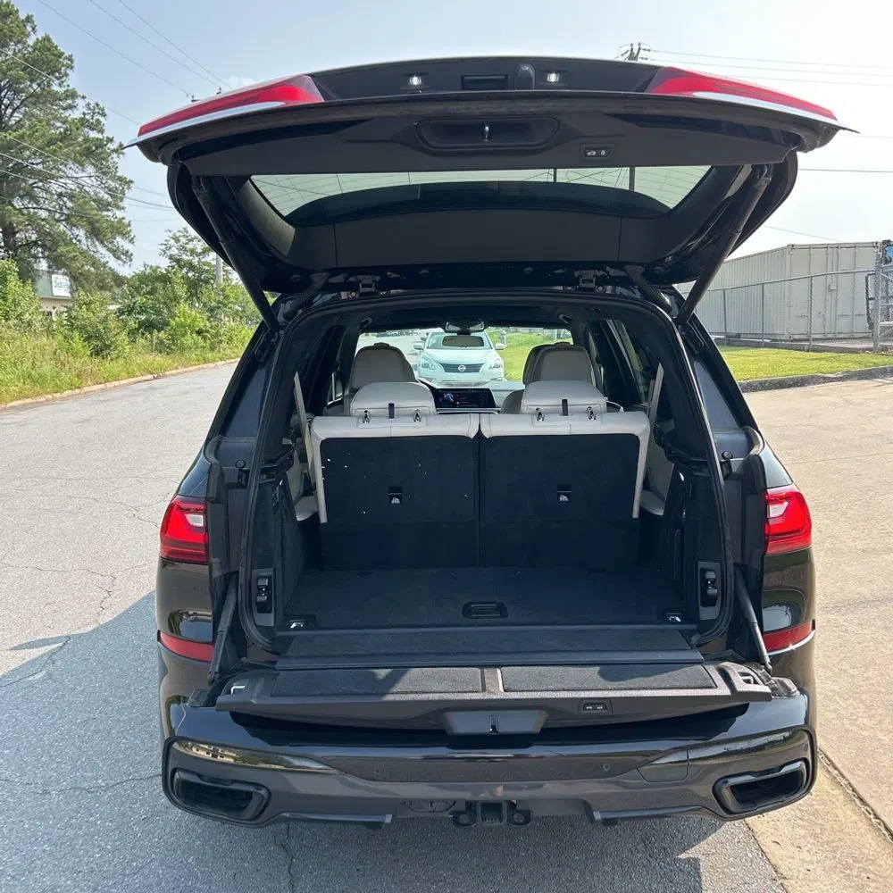2021 BMW X7 M50i