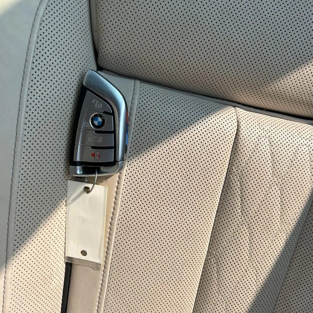 2021 BMW X7 M50i