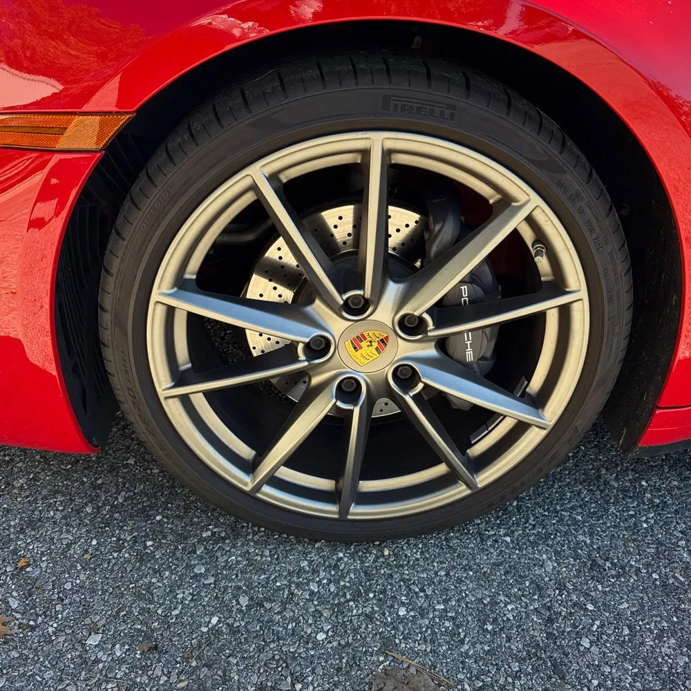2021 Porsche 911 Carrera