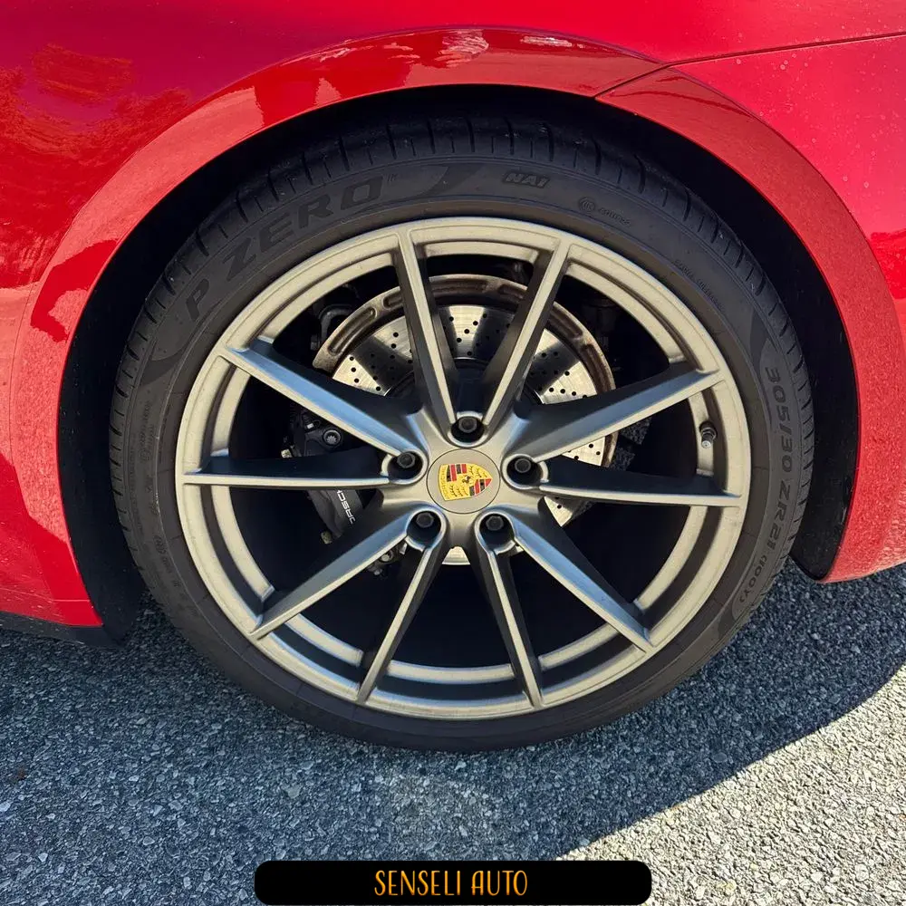 2021 Porsche 911 Carrera