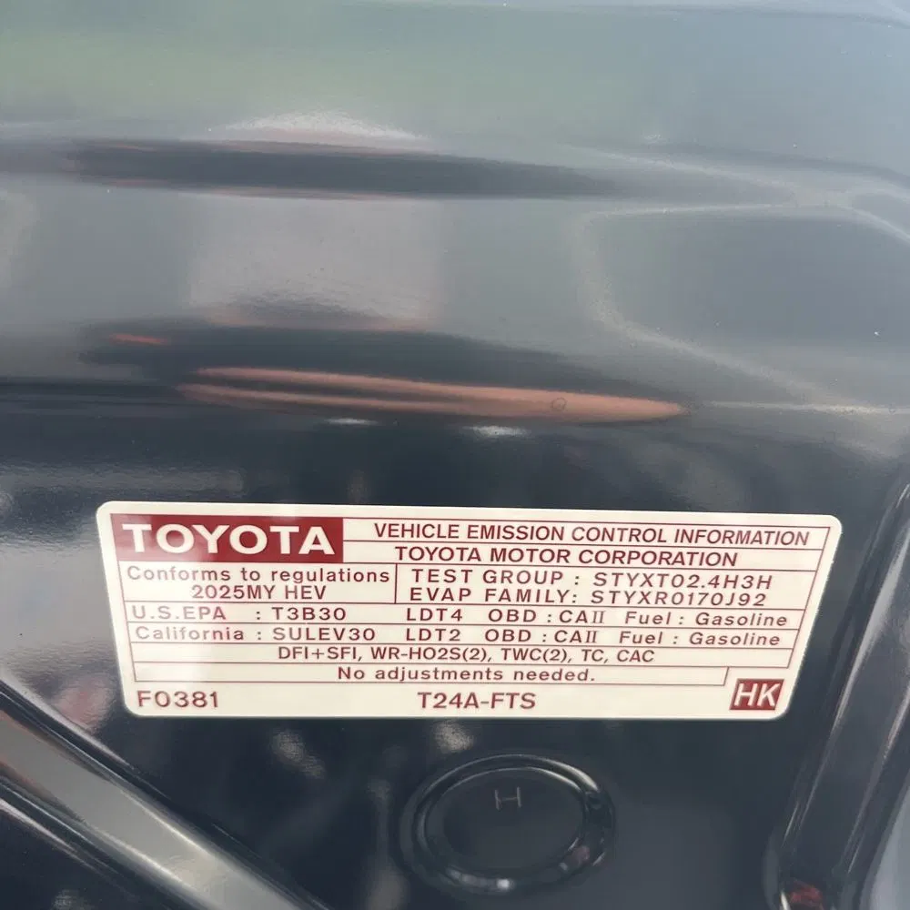 2025 Toyota Tacoma Trailhunter HV
