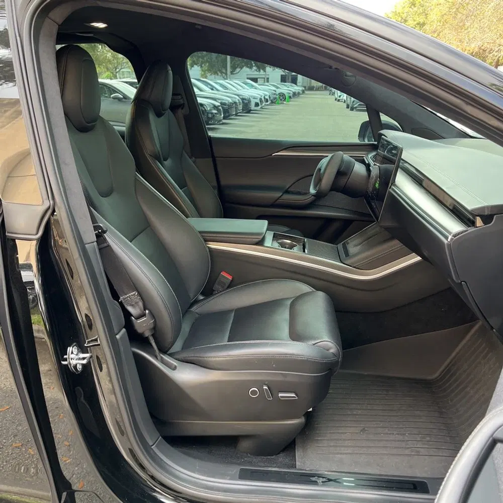 2022 Tesla Model X Plaid
