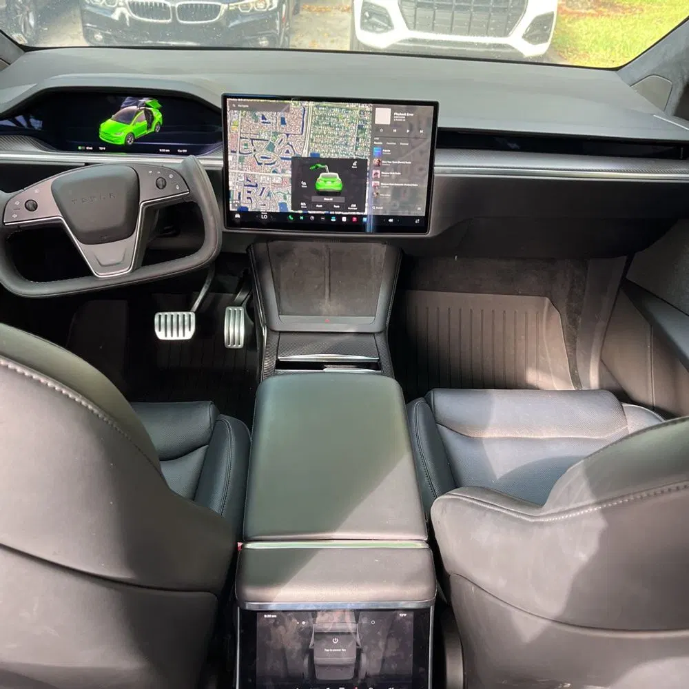 2022 Tesla Model X Plaid