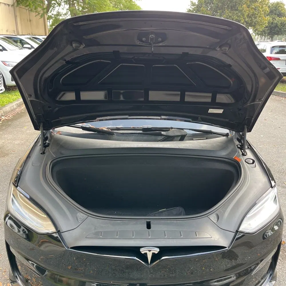 2022 Tesla Model X Plaid