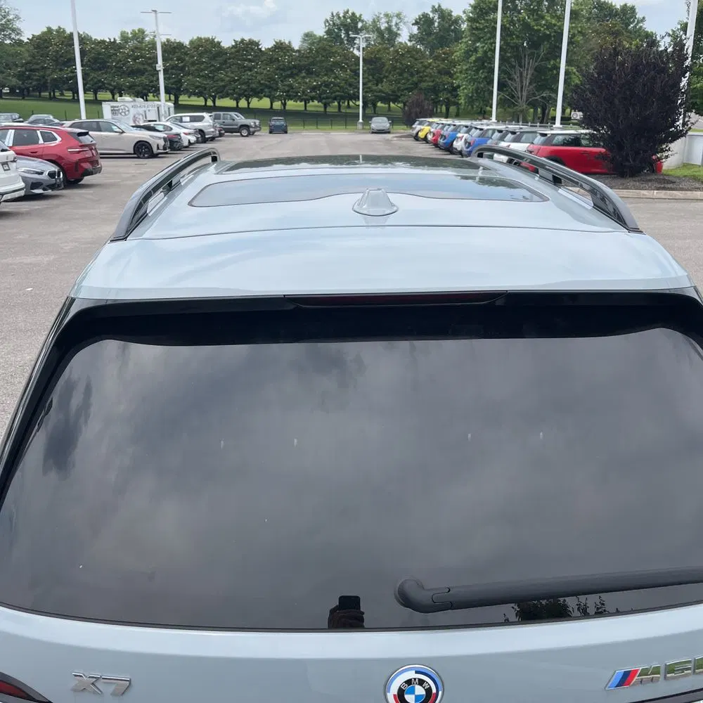 2023 BMW X7 M60i