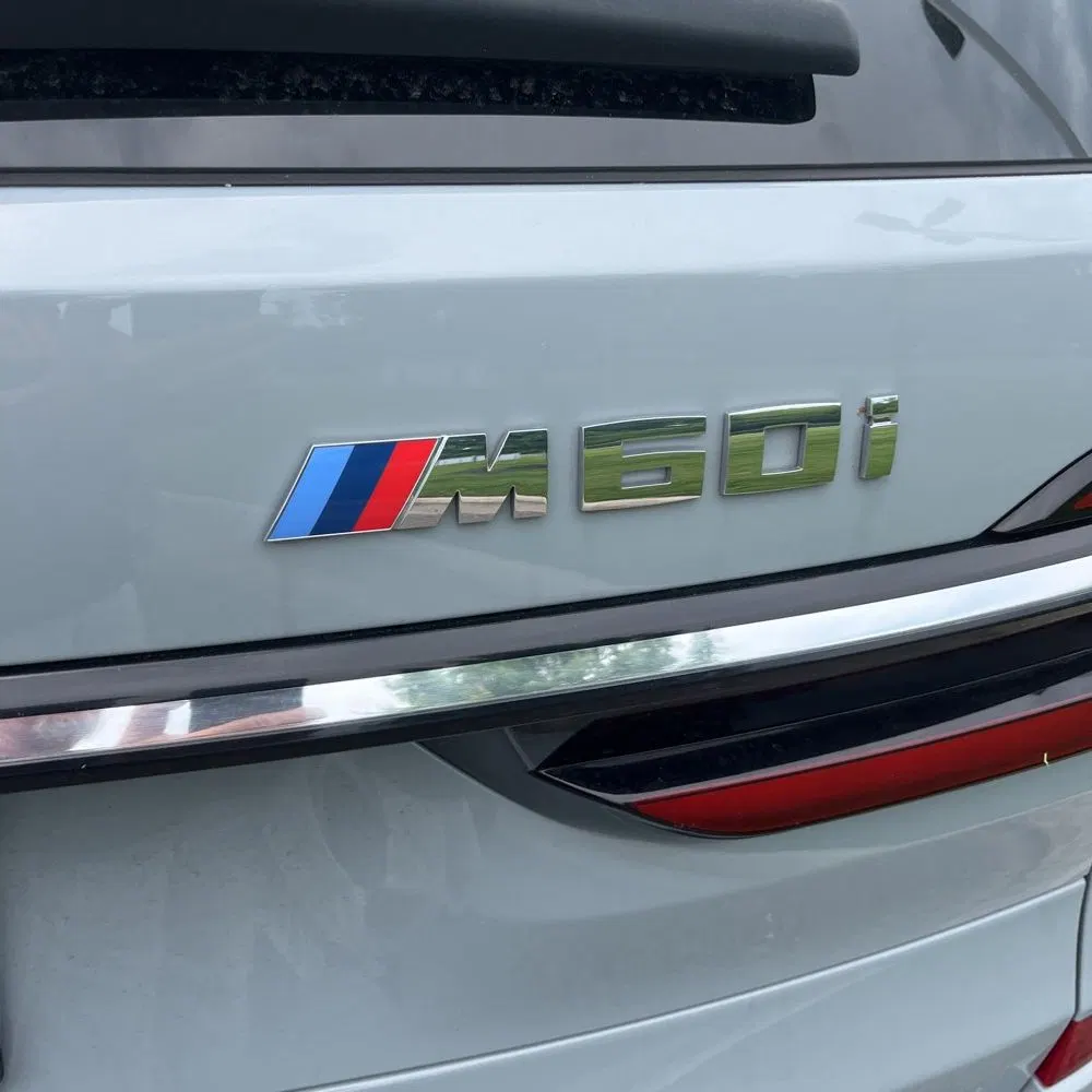 2023 BMW X7 M60i