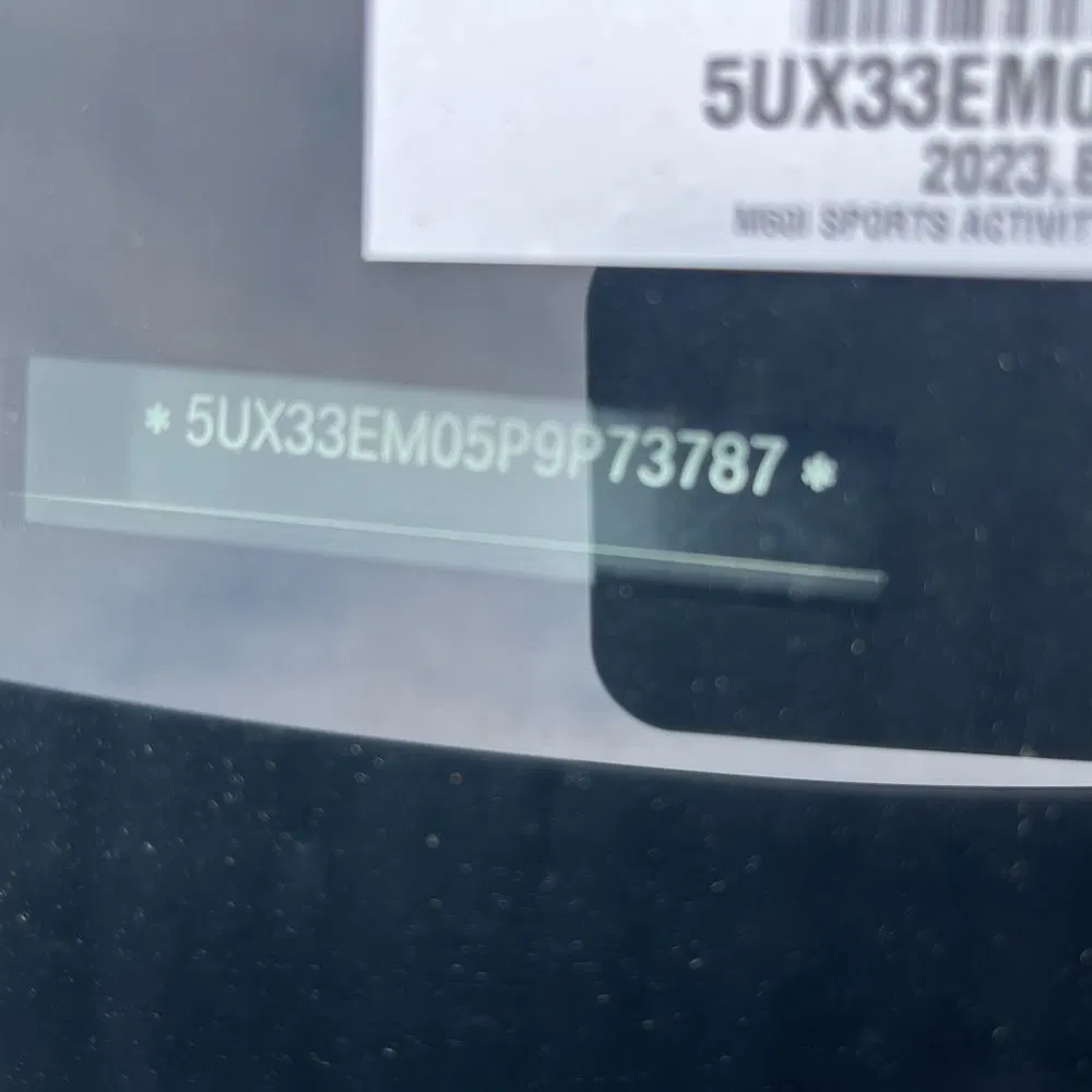 2023 BMW X7 M60i