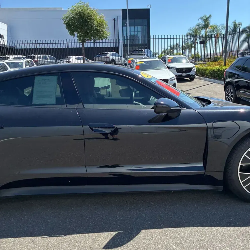 2023 Porsche Taycan Base