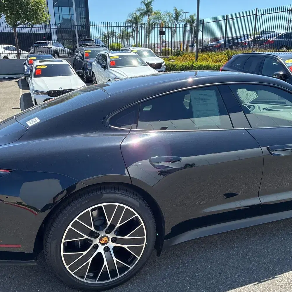 2023 Porsche Taycan Base