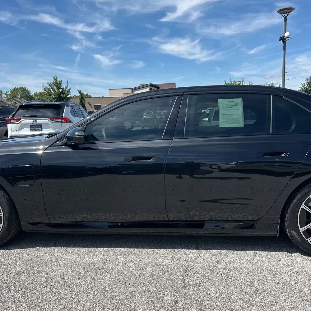 2024 BMW 7-Series 750e xDrive