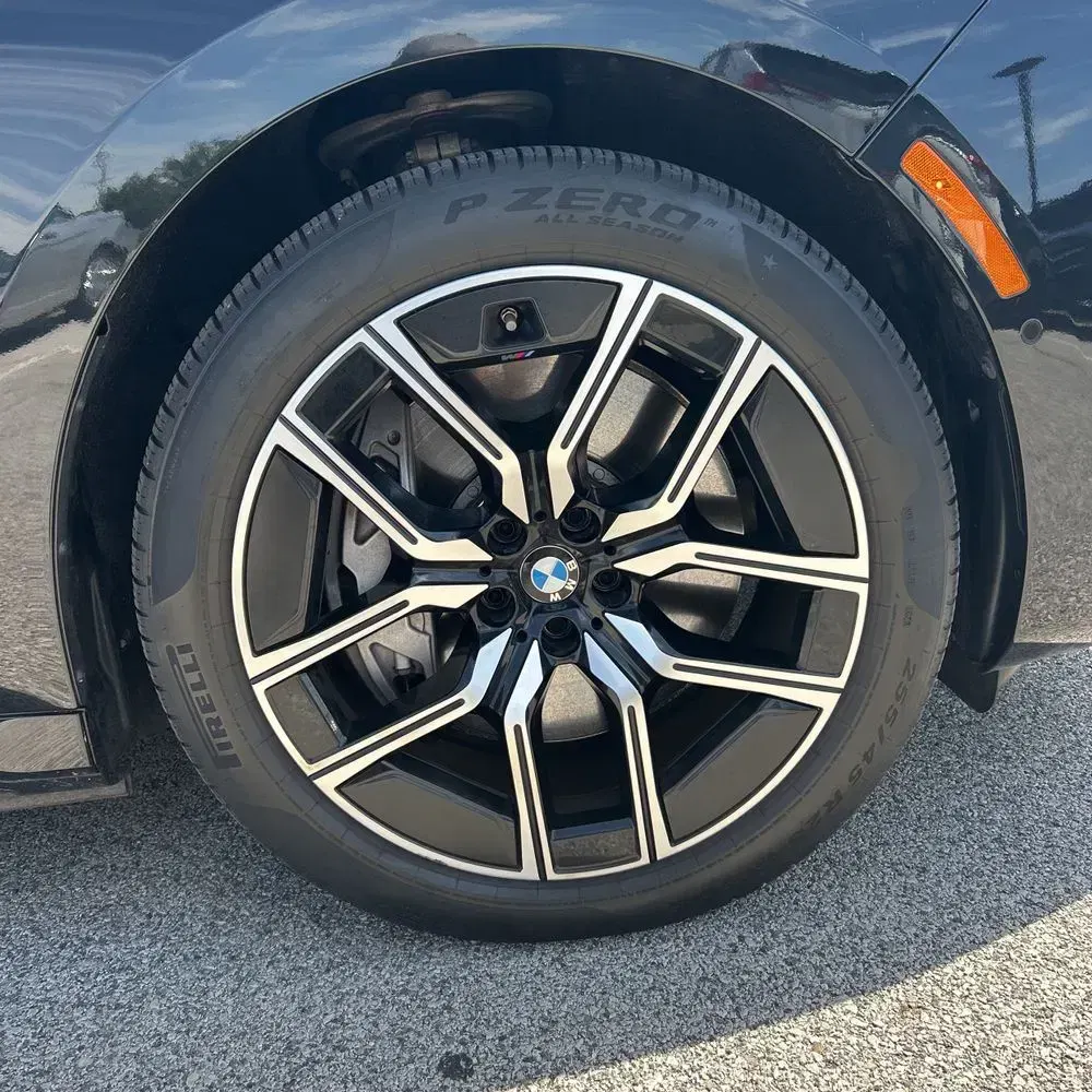 2024 BMW 7-Series 750e xDrive