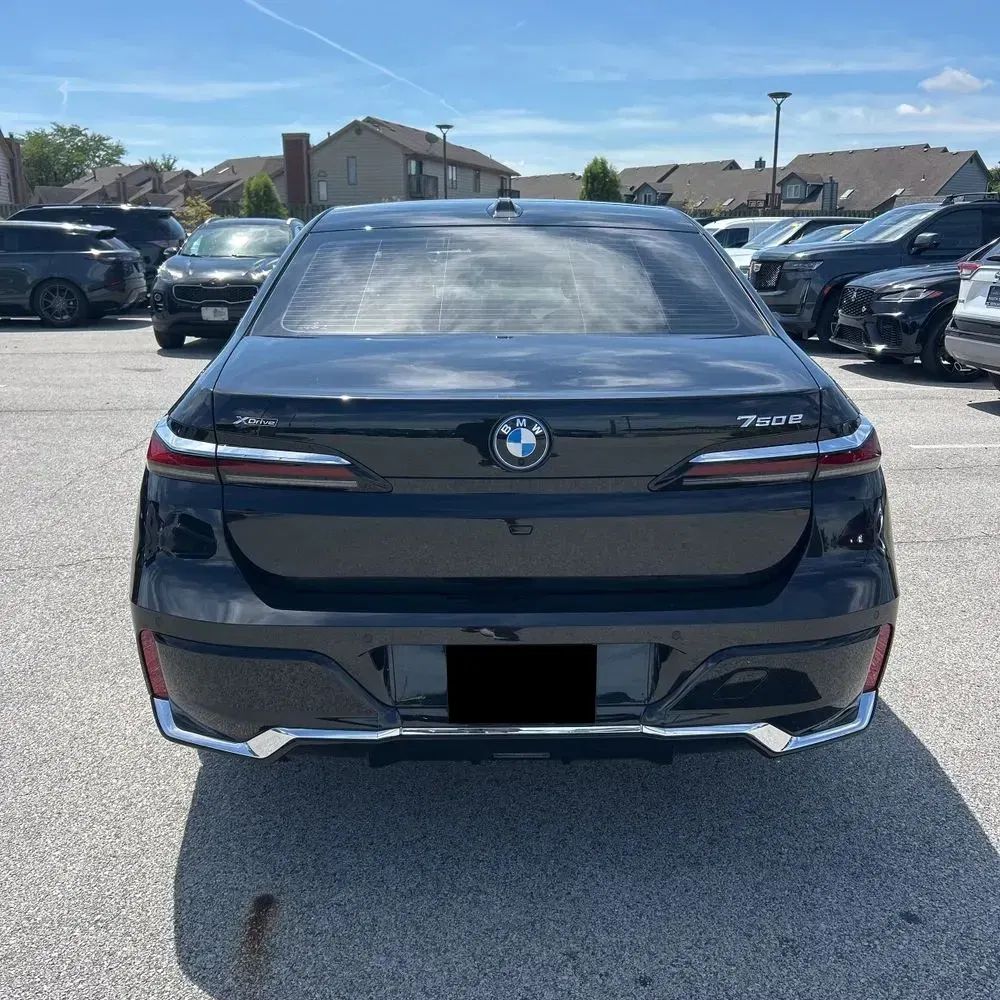 2024 BMW 7-Series 750e xDrive