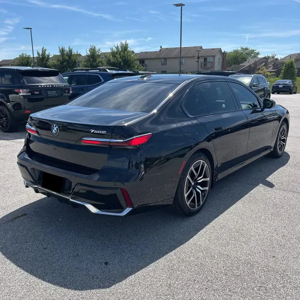 2024 BMW 7-Series 750e xDrive