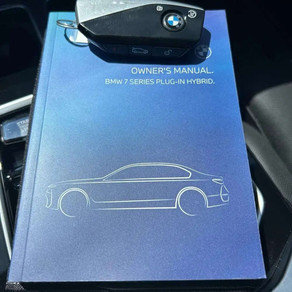 2024 BMW 7-Series 750e xDrive