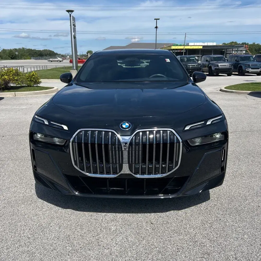 2024 BMW 7-Series 750e xDrive