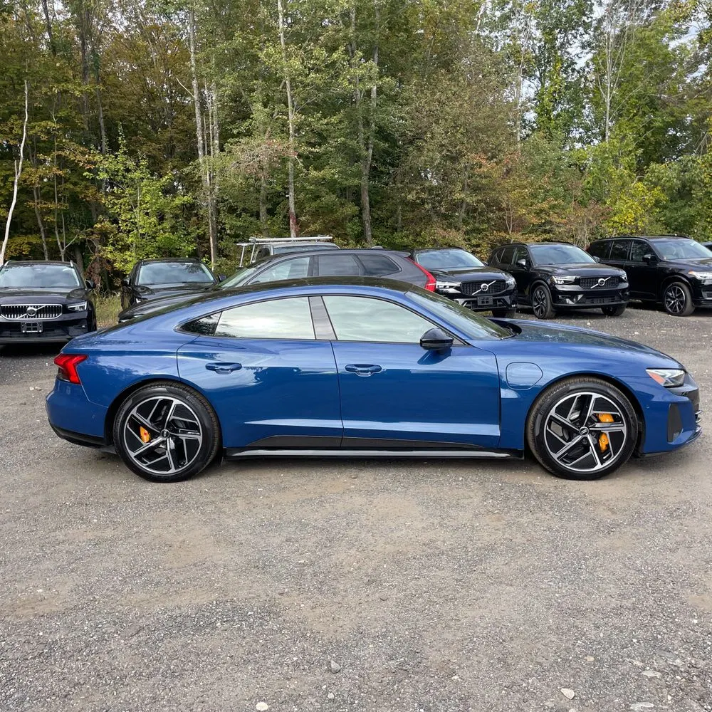 2023 Audi e-tron GT RS