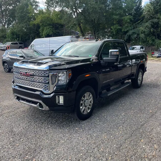 2023 GMC Sierra 3500HD Denali