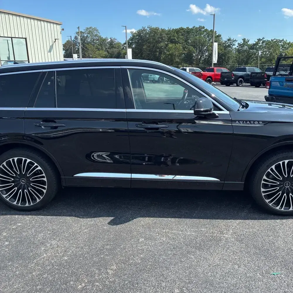 2023 Lincoln Aviator Black Label