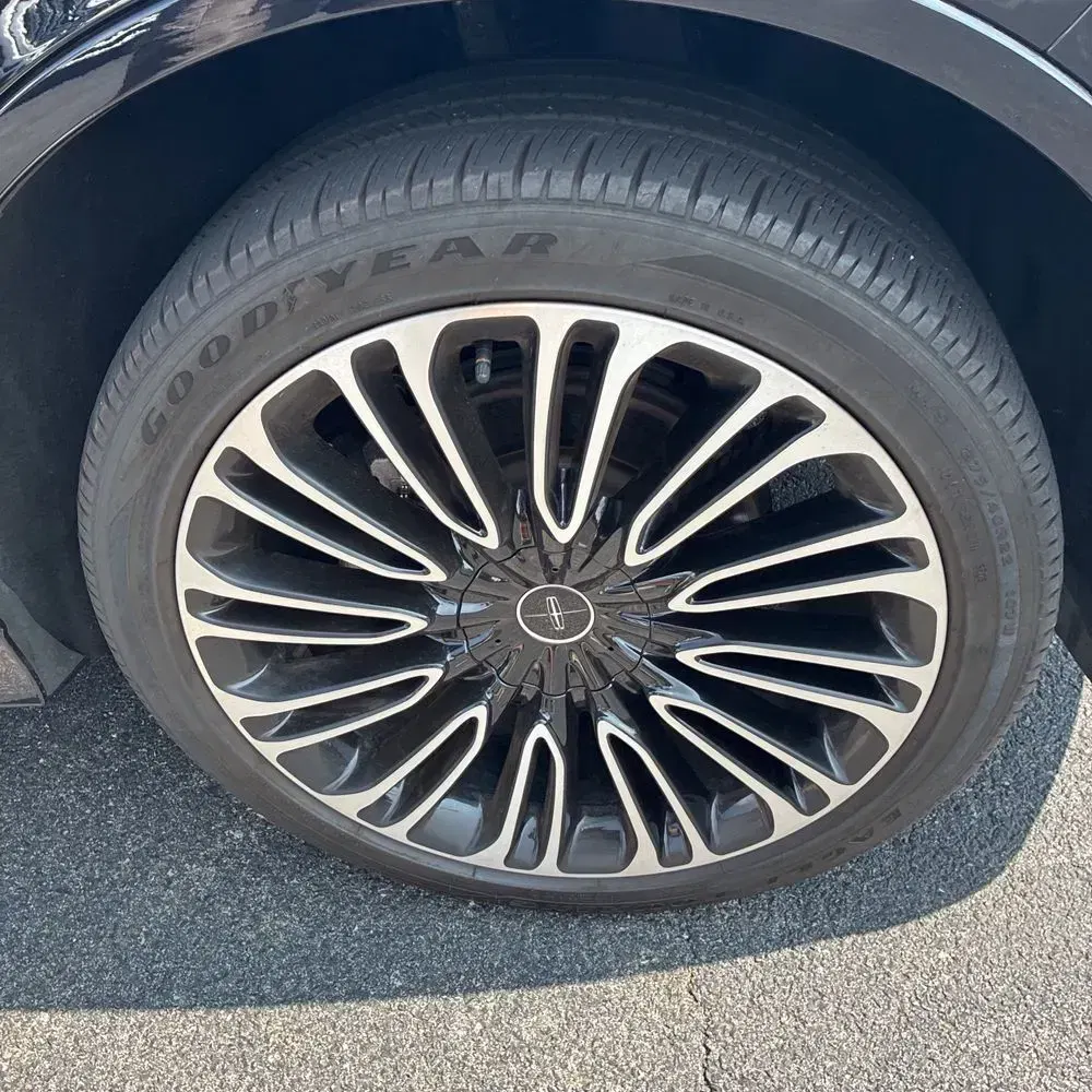2023 Lincoln Aviator Black Label