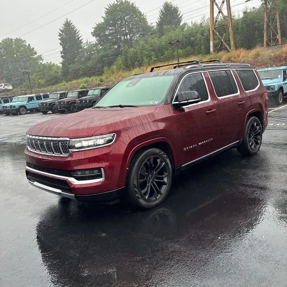 2023 Jeep Grand Wagoneer Base
