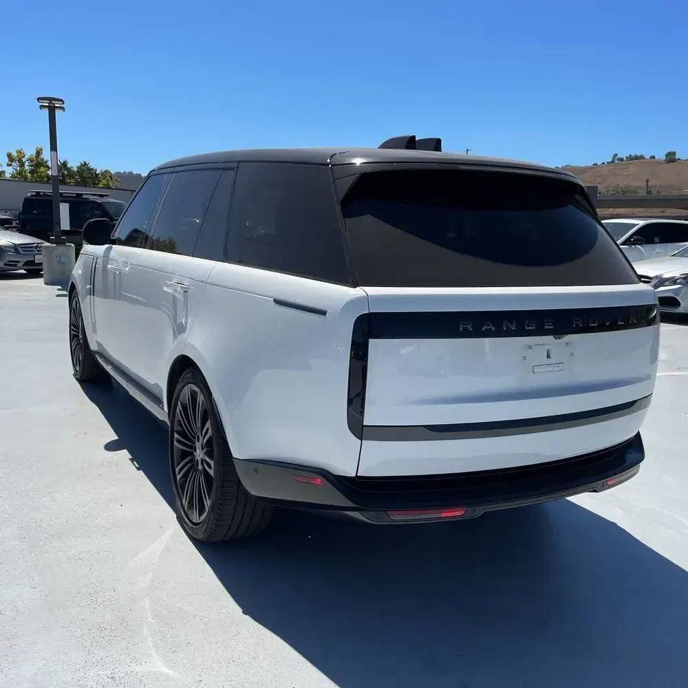 2023 Land Rover Range Rover SE