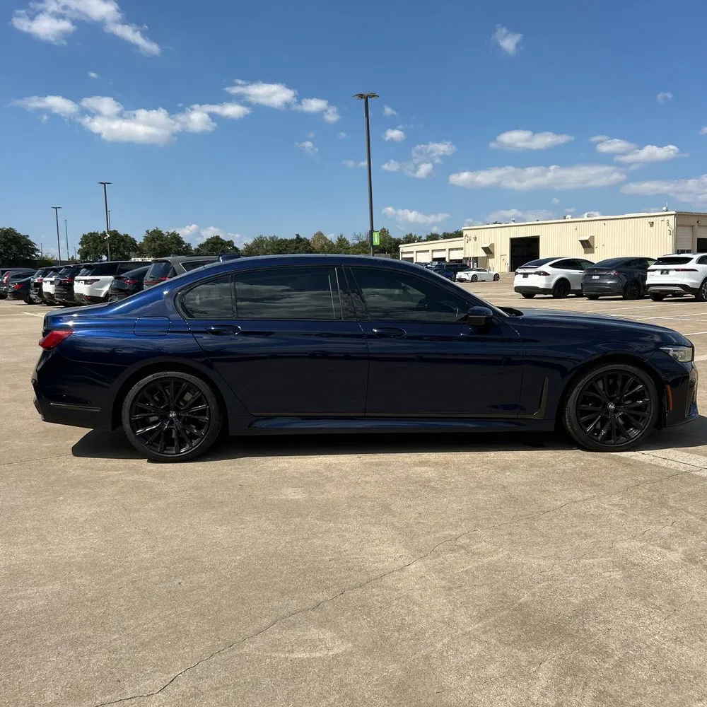 2022 BMW 7-Series 750xi