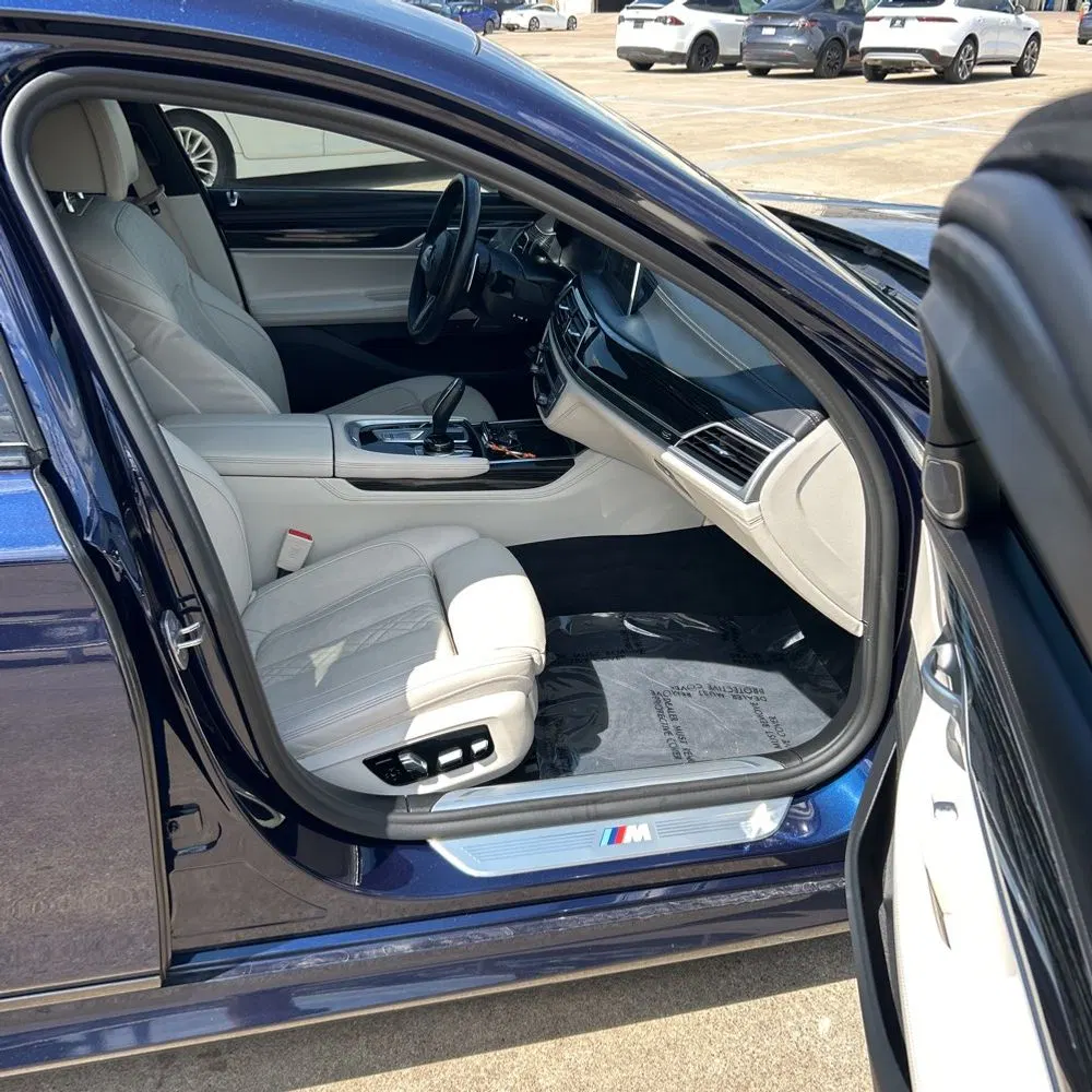 2022 BMW 7-Series 750xi