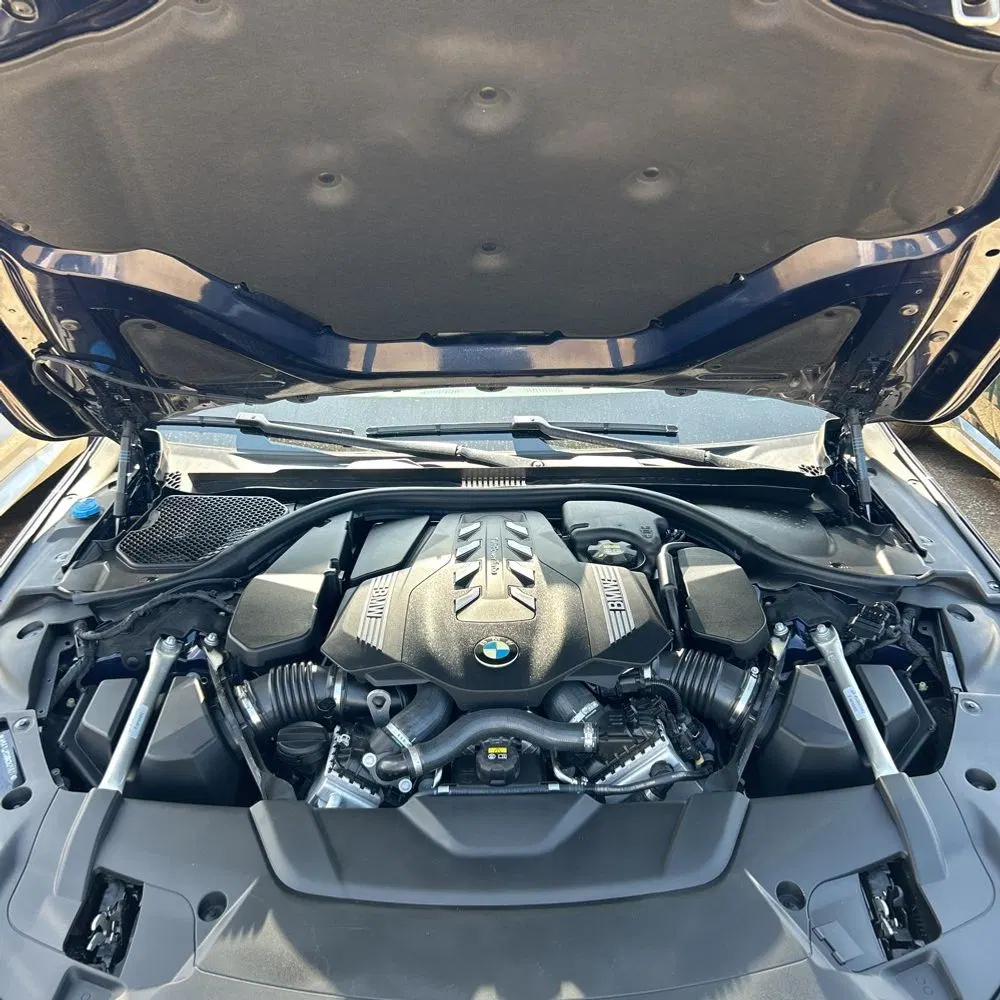 2022 BMW 7-Series 750xi