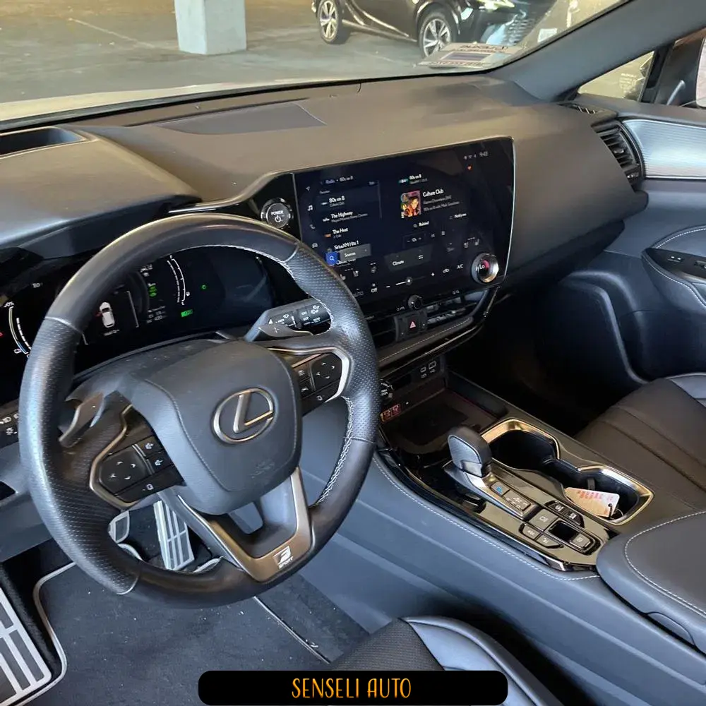 2024 Lexus NX 450h+ F SPORT Handling