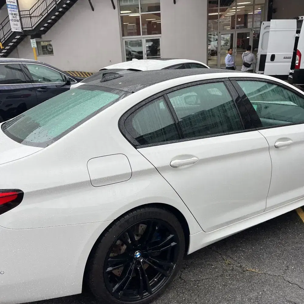 2023 BMW M5