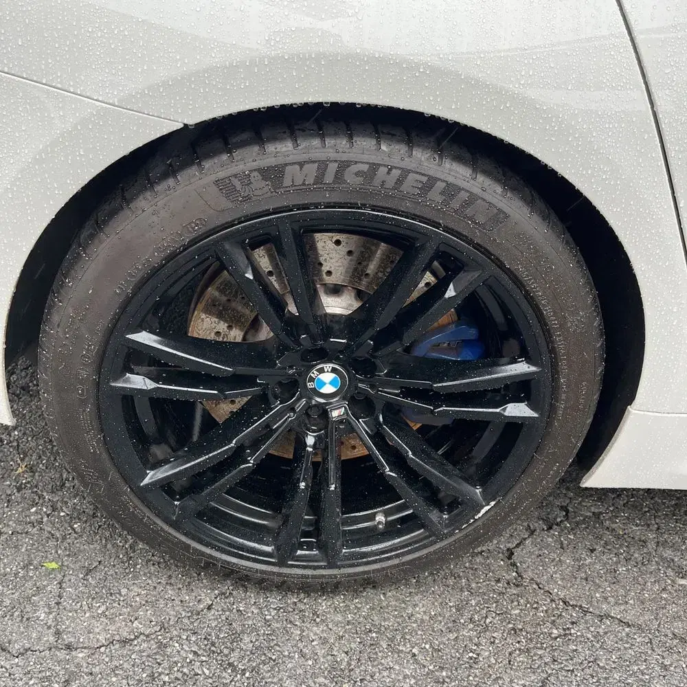 2023 BMW M5