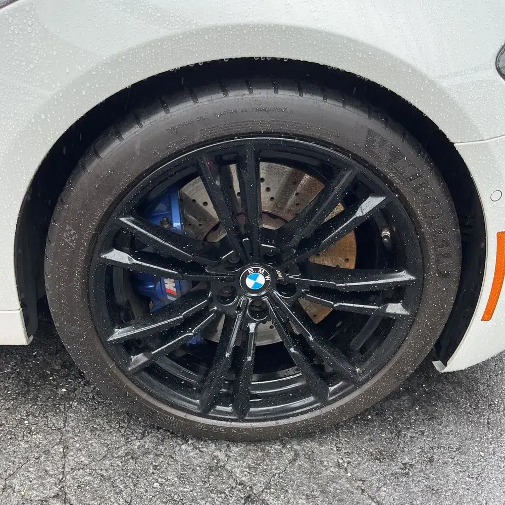 2023 BMW M5