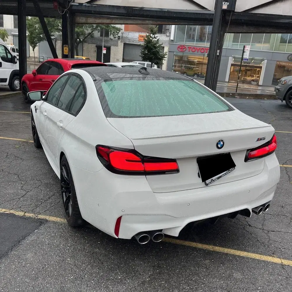 2023 BMW M5