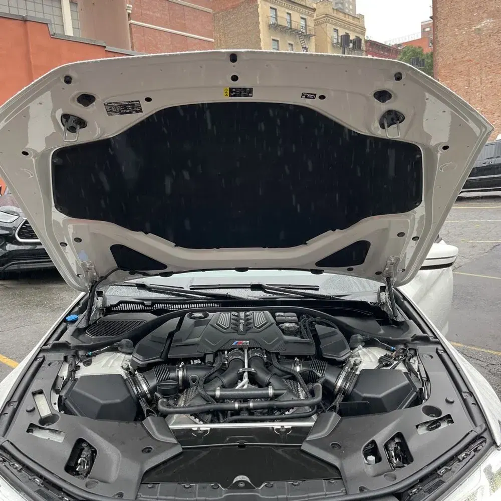2023 BMW M5