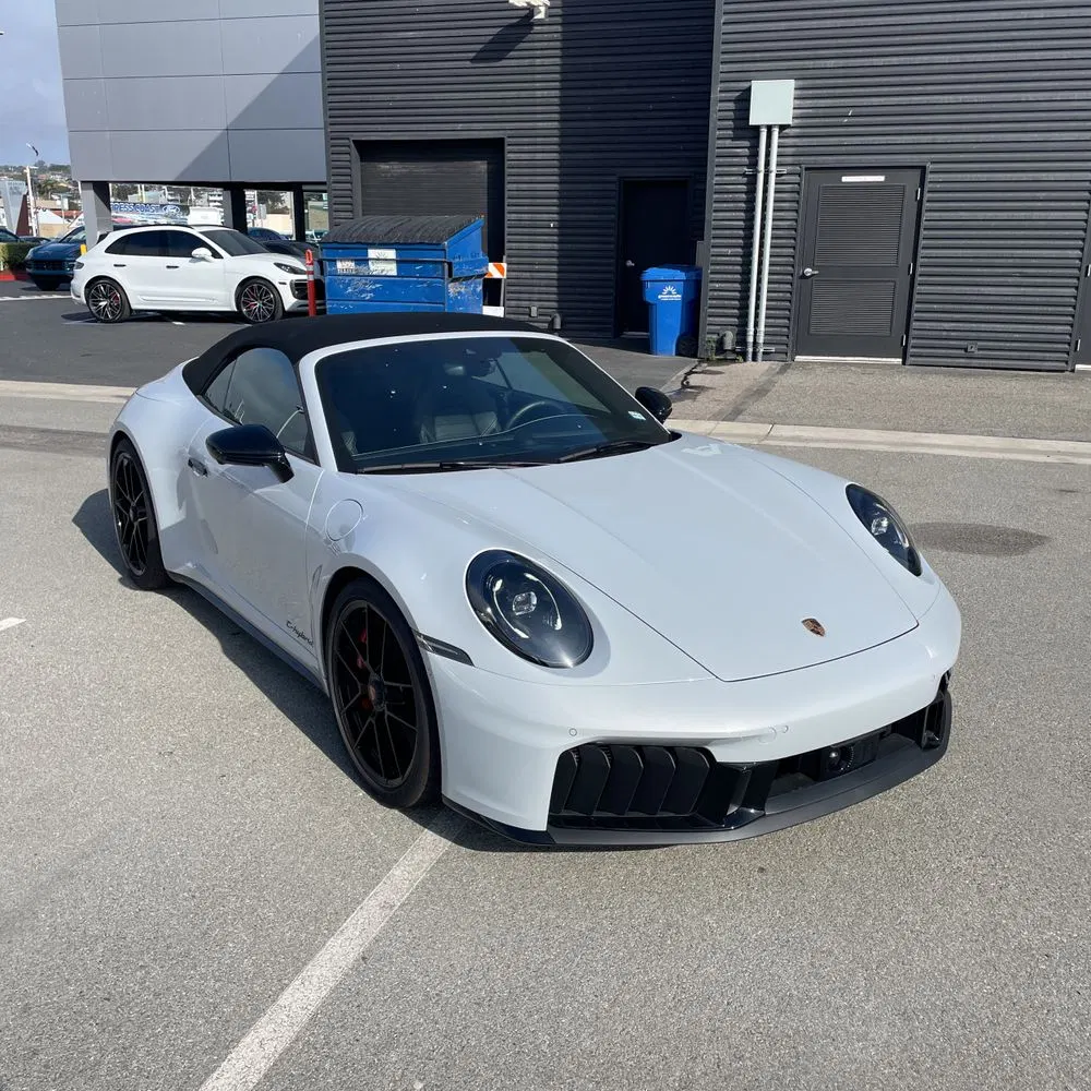 2025 Porsche 911 Carrera GTS