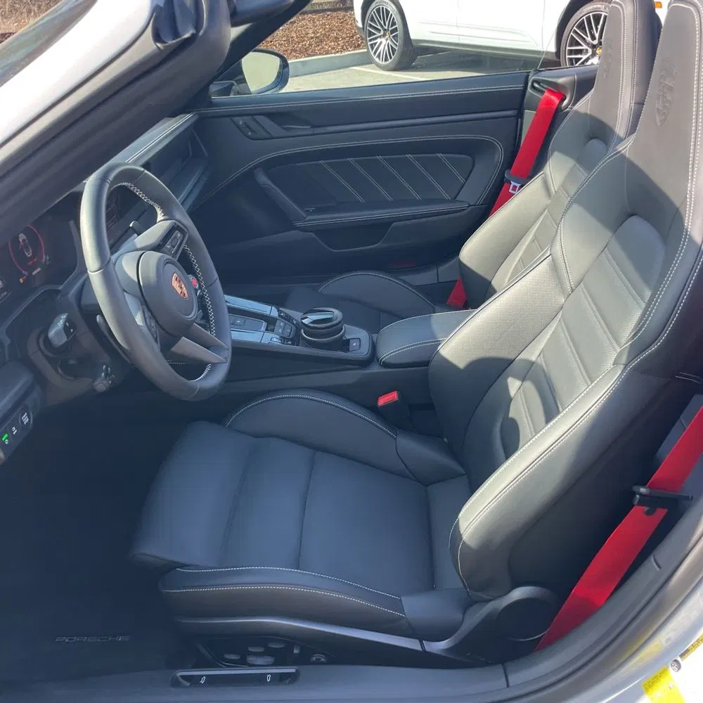 2025 Porsche 911 Carrera GTS