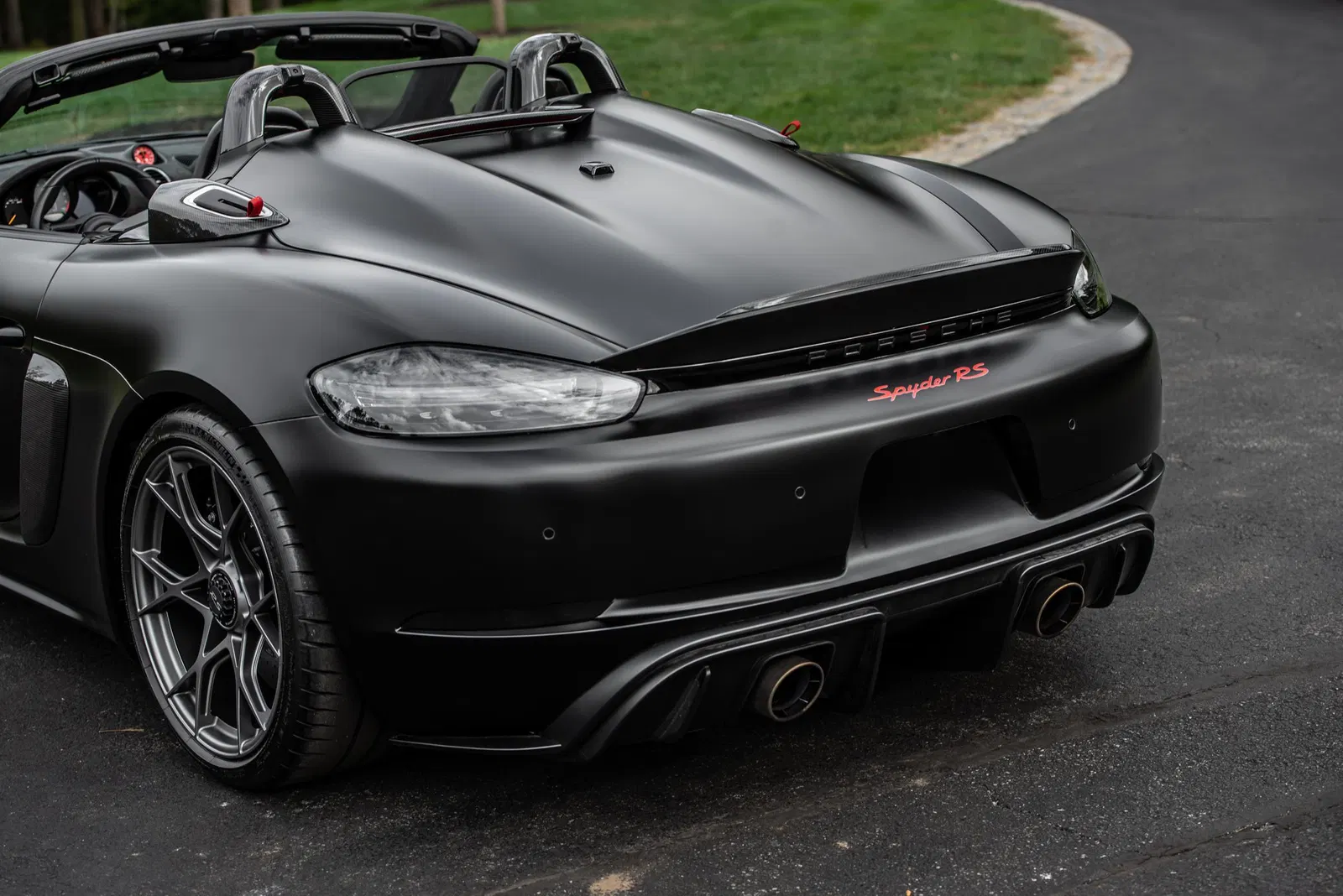 2025 Porsche 718 Spyder RS - 493-hp 4.0-Liter Flat-6, Weissach Package, Highly Equipped