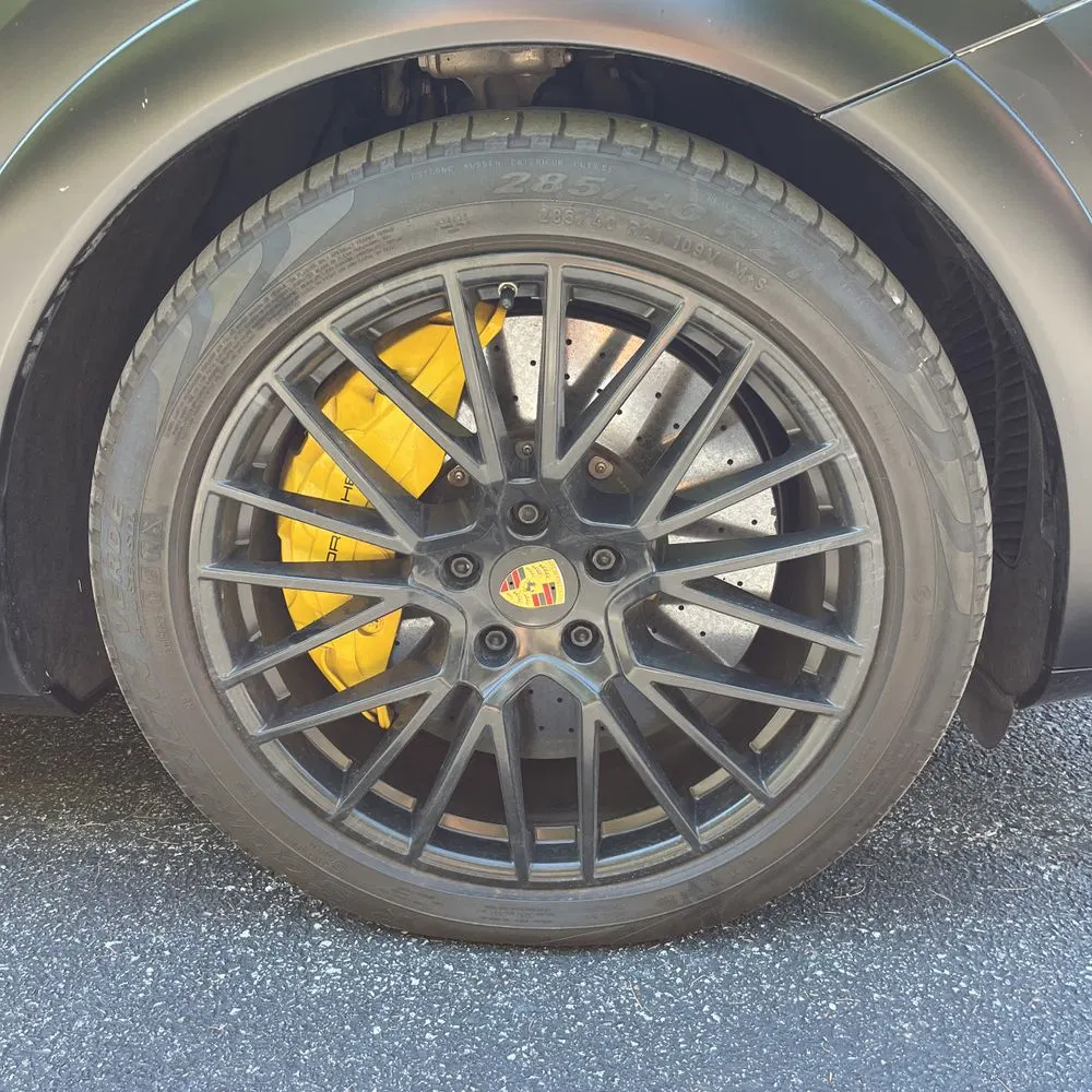 2021 Porsche Cayenne Turbo S E-Hybrid