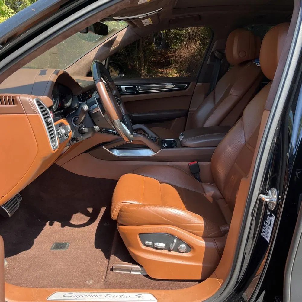 2021 Porsche Cayenne Turbo S E-Hybrid