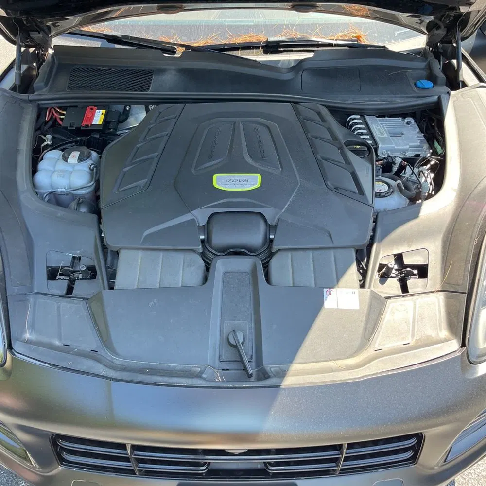 2021 Porsche Cayenne Turbo S E-Hybrid