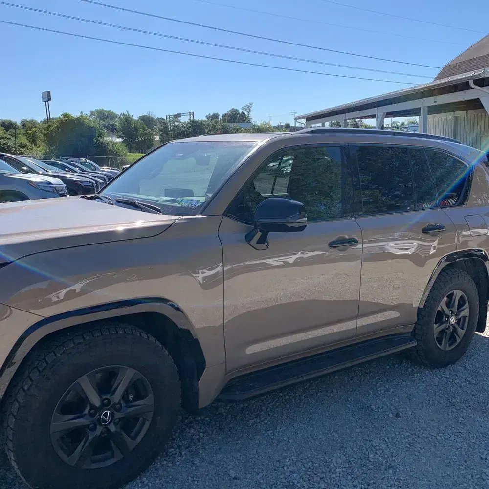 2025 Lexus LX 700h Overtrail