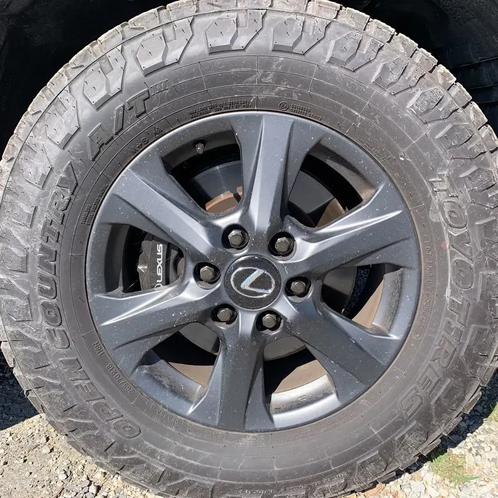 2025 Lexus LX 700h Overtrail