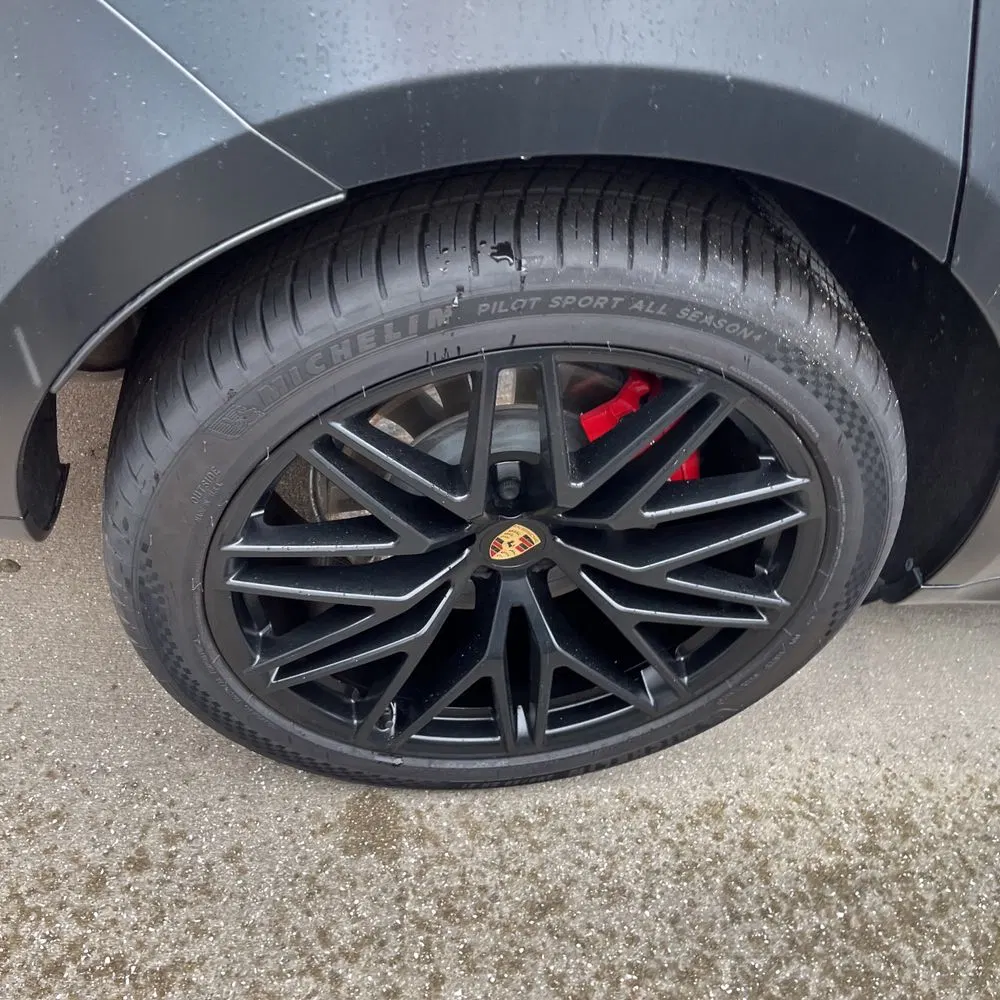 2022 Porsche Macan GTS