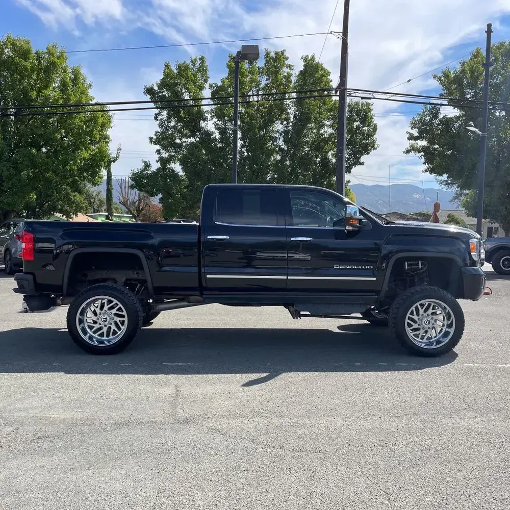 2017 GMC Sierra 2500HD Denali
