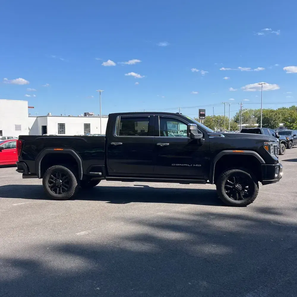 2023 GMC Sierra 2500HD Denali