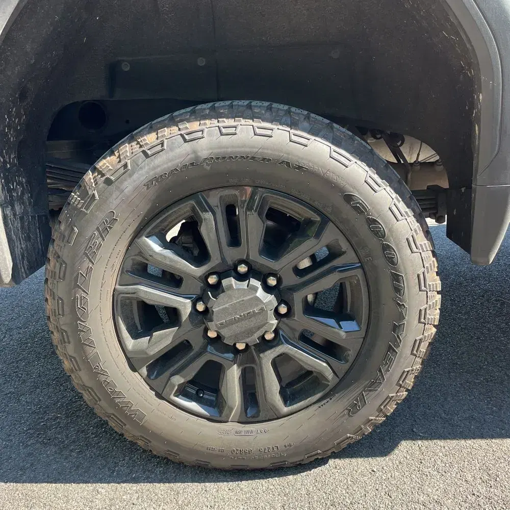 2023 GMC Sierra 2500HD Denali