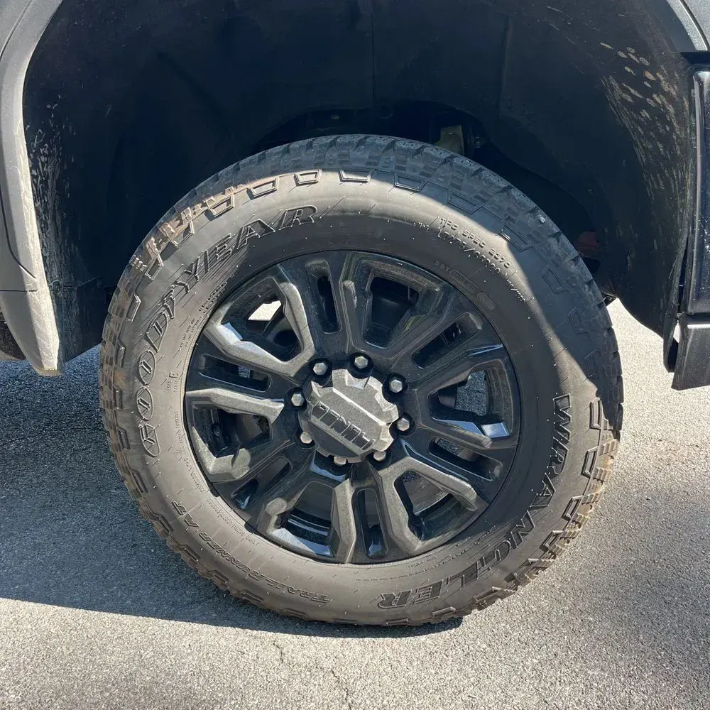 2023 GMC Sierra 2500HD Denali