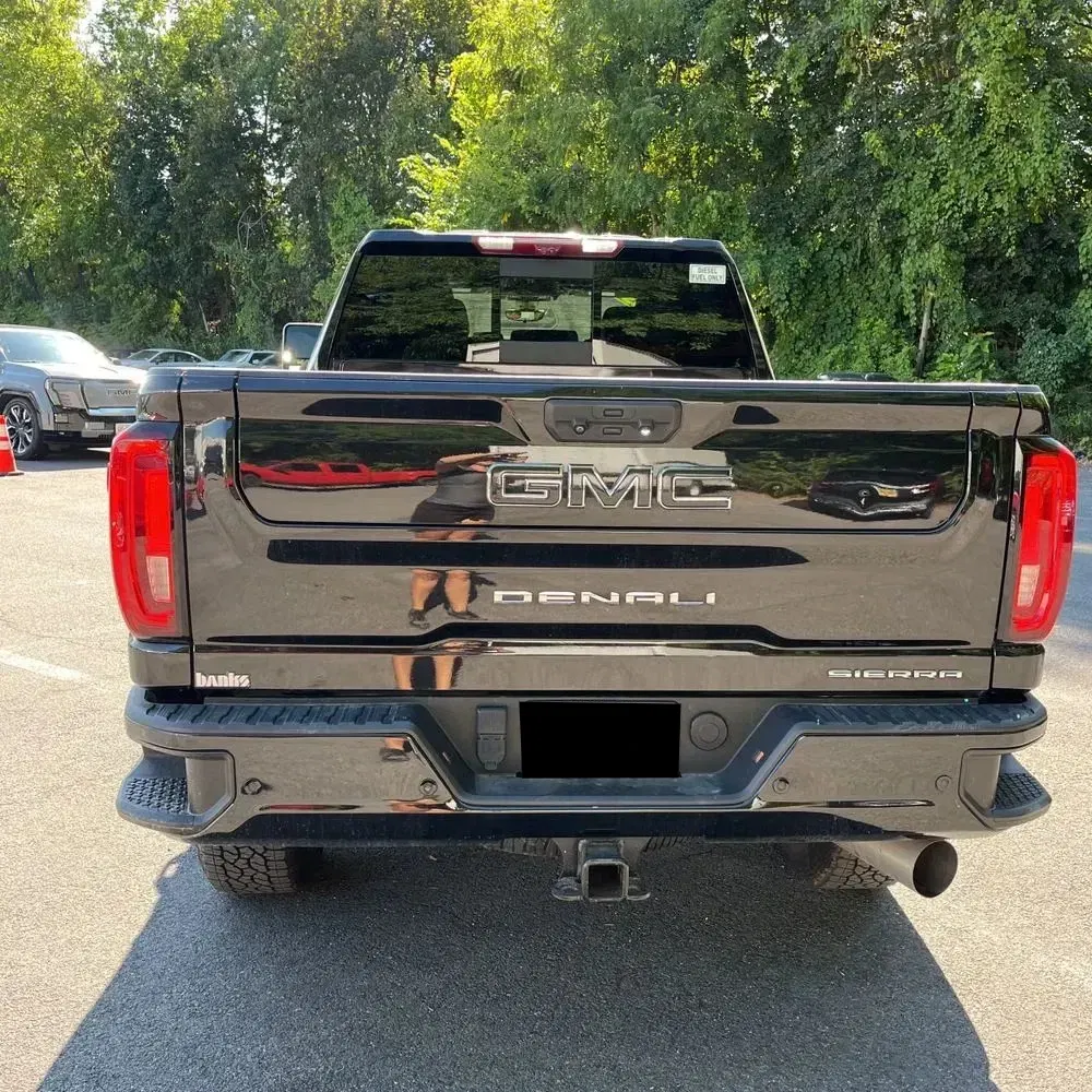 2023 GMC Sierra 2500HD Denali