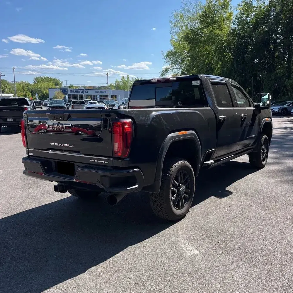 2023 GMC Sierra 2500HD Denali